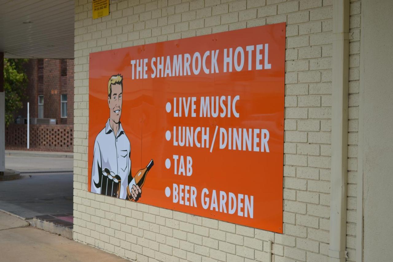The Shamrock Hotel バルラナルド エクステリア 写真